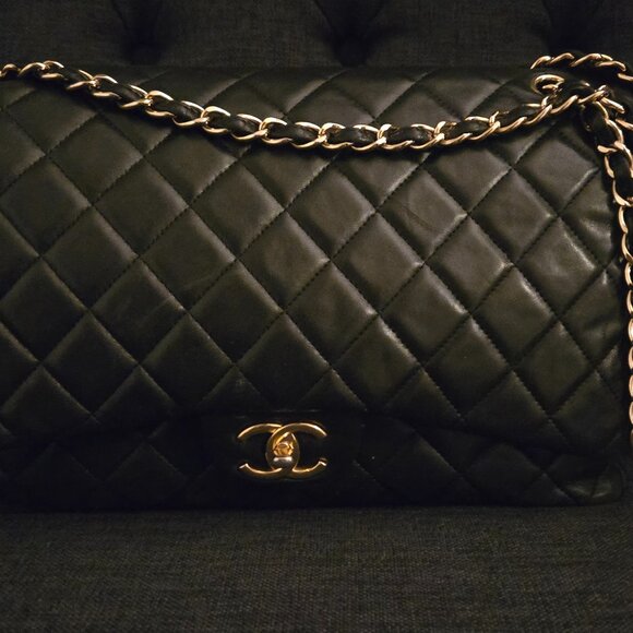 Chanel large classic handbag - Picture 1 of 3